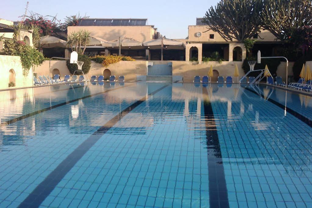 Mellieha Holiday Centre מראה חיצוני תמונה