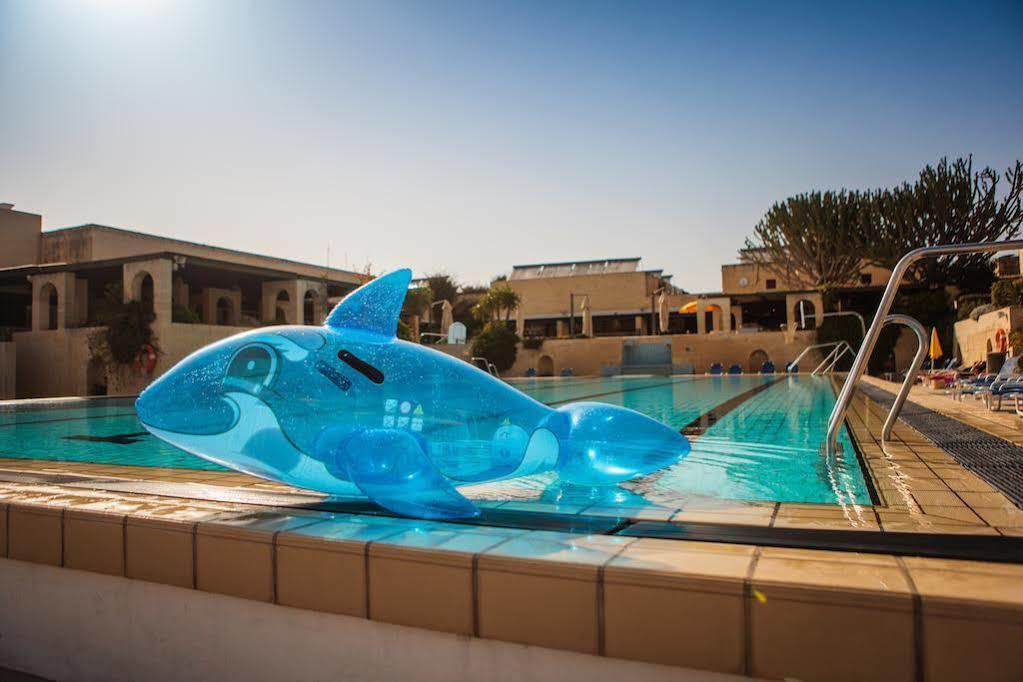 Mellieha Holiday Centre מראה חיצוני תמונה