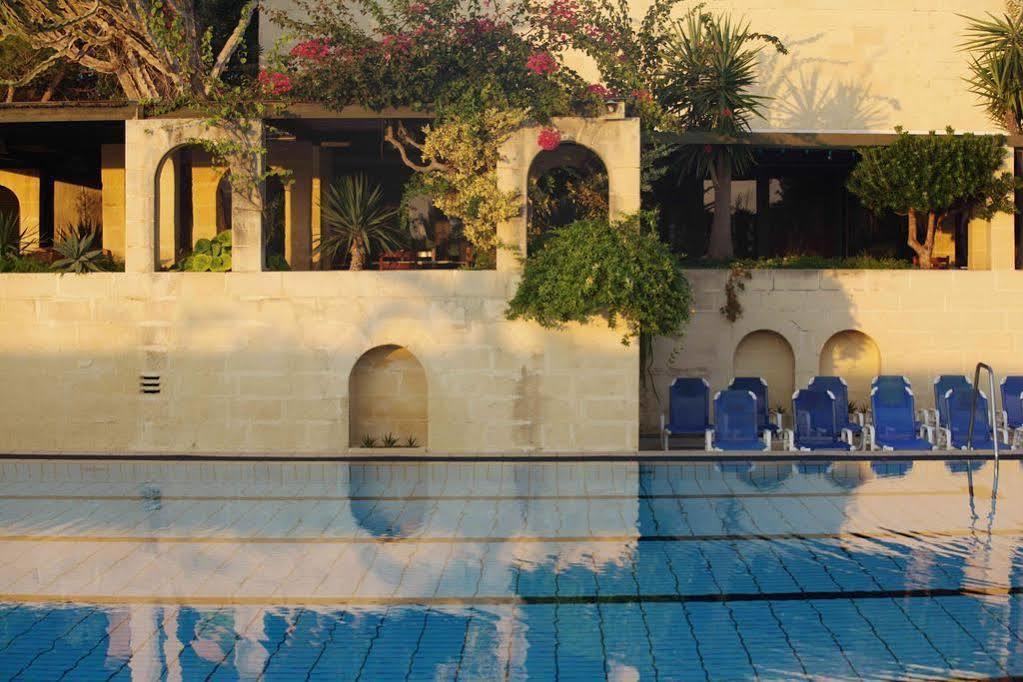 Mellieha Holiday Centre מראה חיצוני תמונה