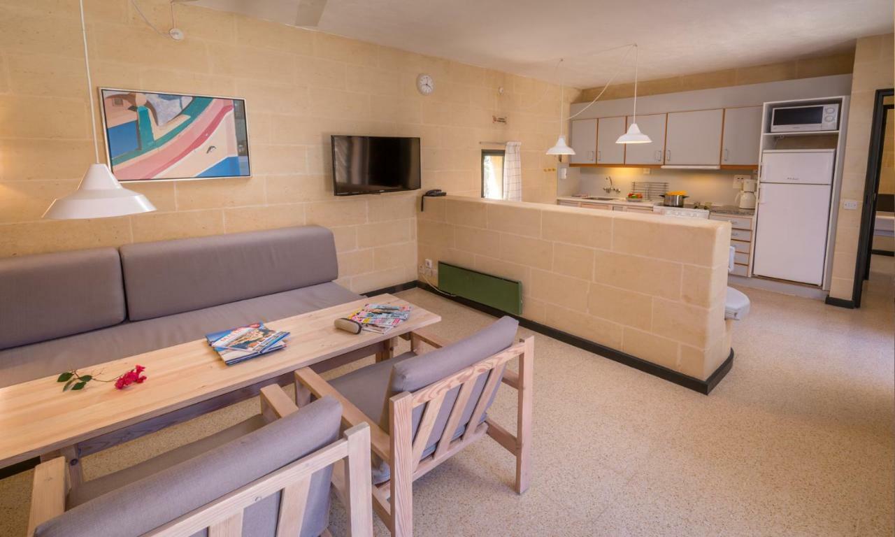 Mellieha Holiday Centre מראה חיצוני תמונה