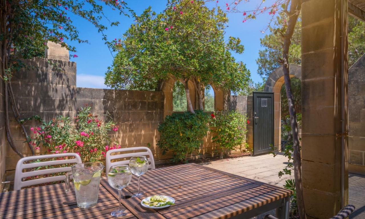 Mellieha Holiday Centre מראה חיצוני תמונה